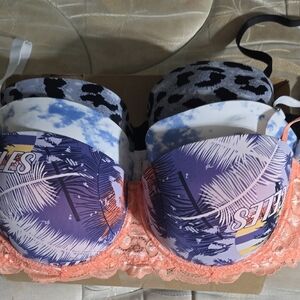 Multi-Patterned Bras